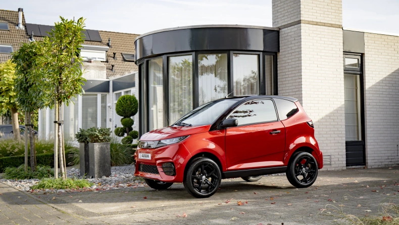 Minicar AIXAM City 34AV_RED_ECITSPO_PNG (2).jpg