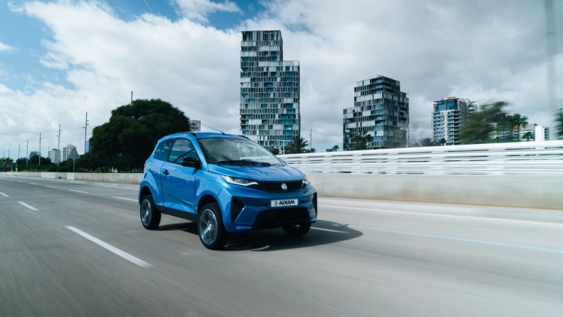 Minicar AIXAM Crossover aa Photo 2.jpg
