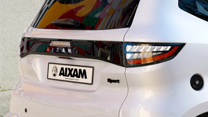 Minicar AIXAM e City CITSPO_34AR_BLA_JPG.jpg